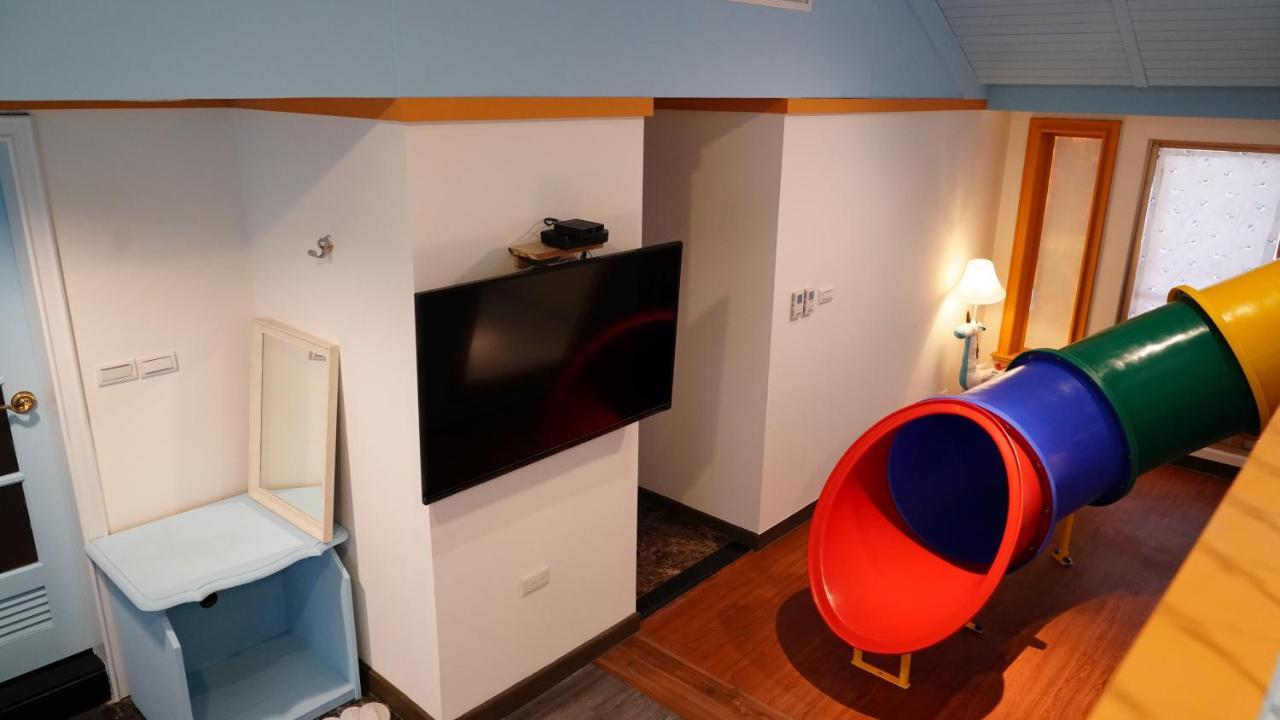 台東燦陽 Apartamento Kaohsiung Exterior foto